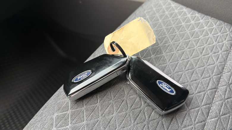 Ford Transit Connect 230 L2 Diesel 2.0 EcoBlue 102ps Limited Van